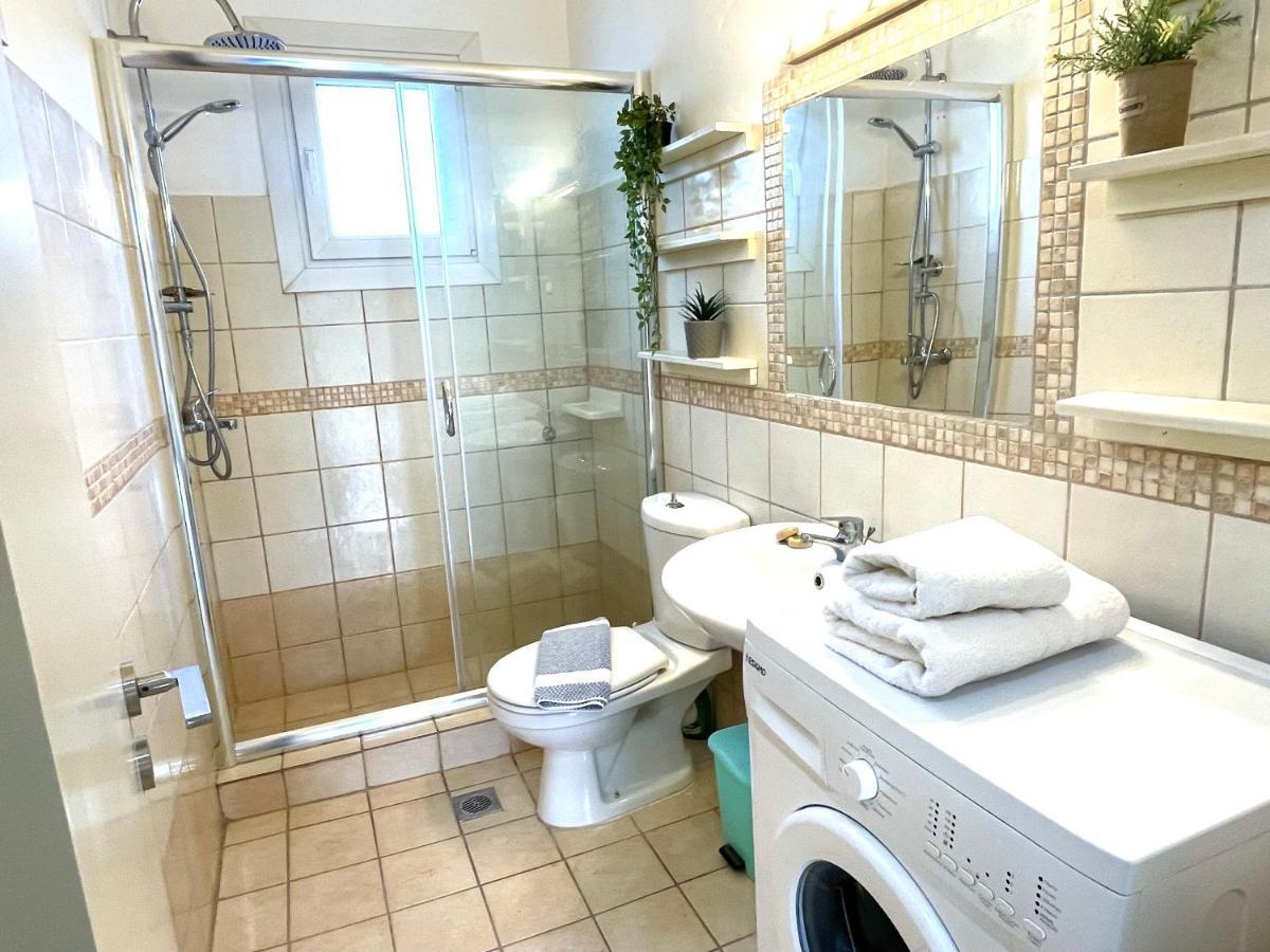 Lena Kassiopi Apartments Екстер'єр фото
